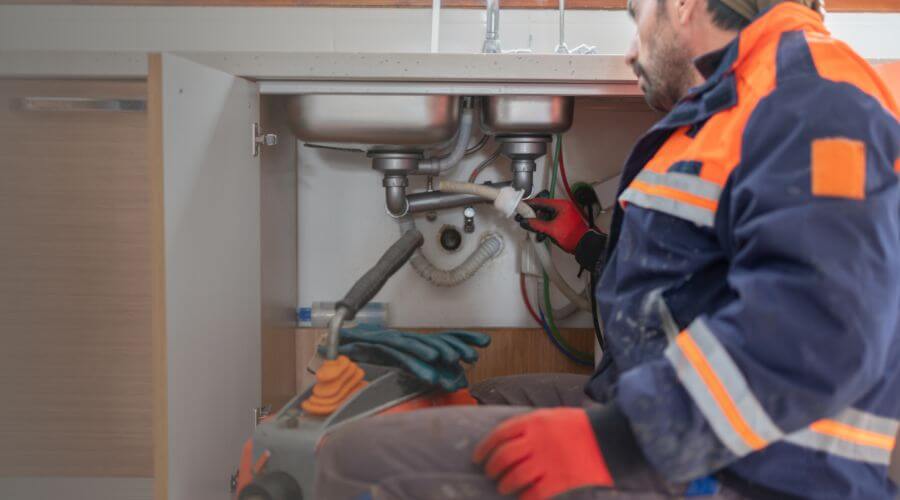 Professional slab leak plumber services in Niland, CA